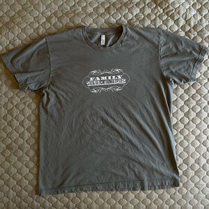 🌿 5/$15 American apparel men’s print t-shirt